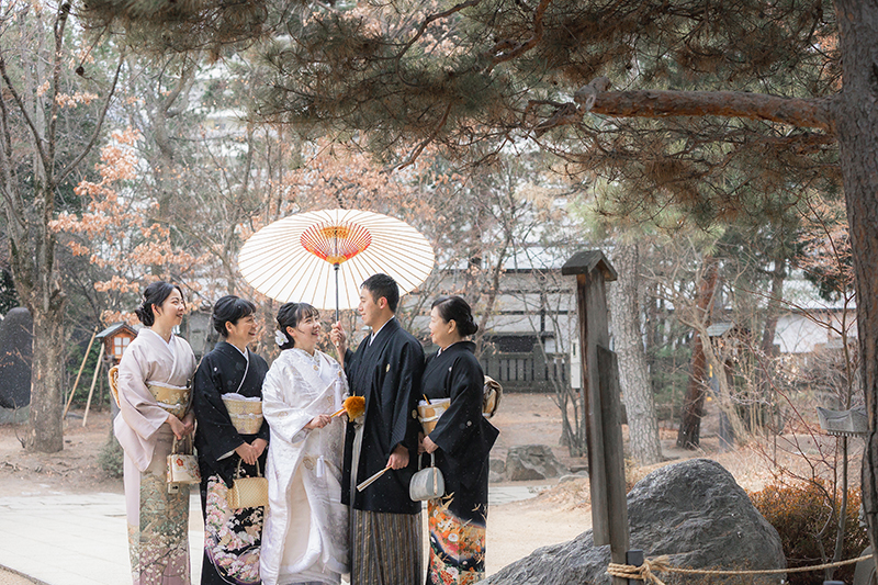 四柱神社家族写真